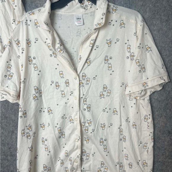Disney Collection Woman Large Winnie the Pooh White Pajama Set - Picture 2 of 11